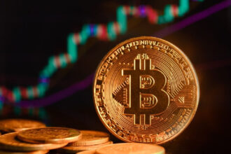 Bitcoin's "dip, ripping" pattern signals a 190% surge after market crashes