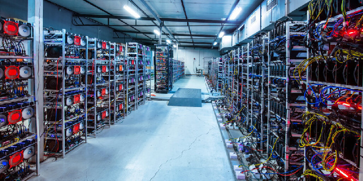 The difficulty of Bitcoin mining decreases amidst the sluggish crypto prices, but you need to climb again