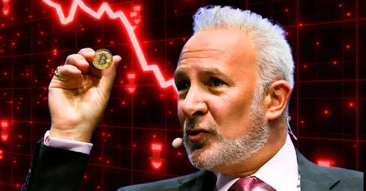 Peter Schiff warns about the S&P 500 bare market and its impact on inflation.