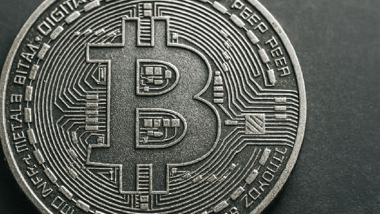 Mining difficulty increases by 6.81% when Bitcoin hashrate hits record high