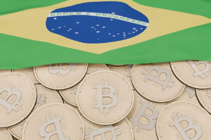 Many Brazilians invest in cryptocurrency rather than dollars, gold and stocks