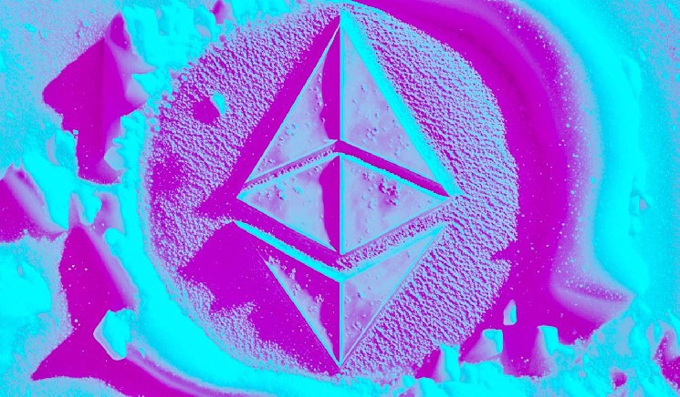 According to Crypto Trader, Ethereum on massive movement cusp - here's his target