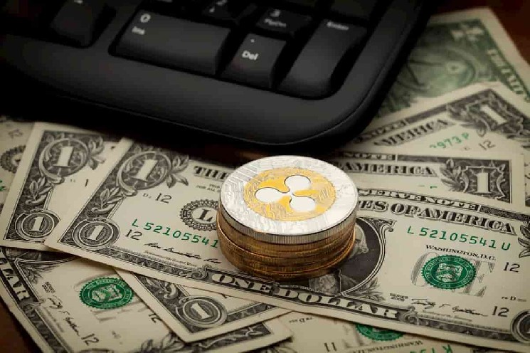 Smart Money quietly buys 900 million XRP