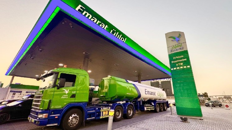 Fill your car with Crypto at Dubai gas station through new crypto.com and Emarat Partnership