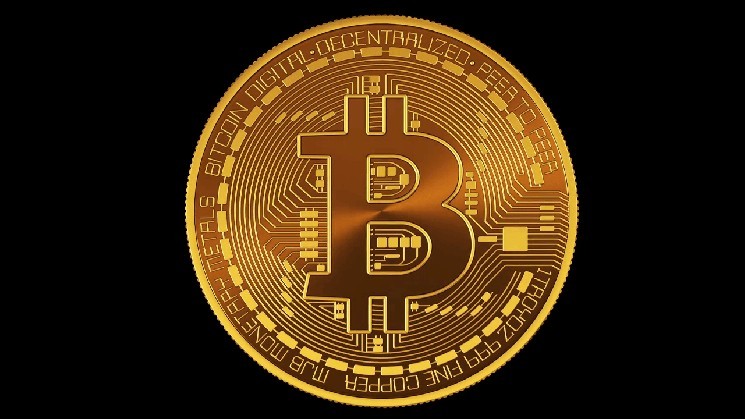 Bitcoin holds its $102,000 following US airstrikes in Iran