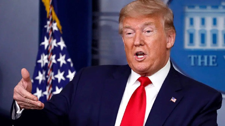 US President Donald Trump sends mixed signals about the economy - his latest statement here