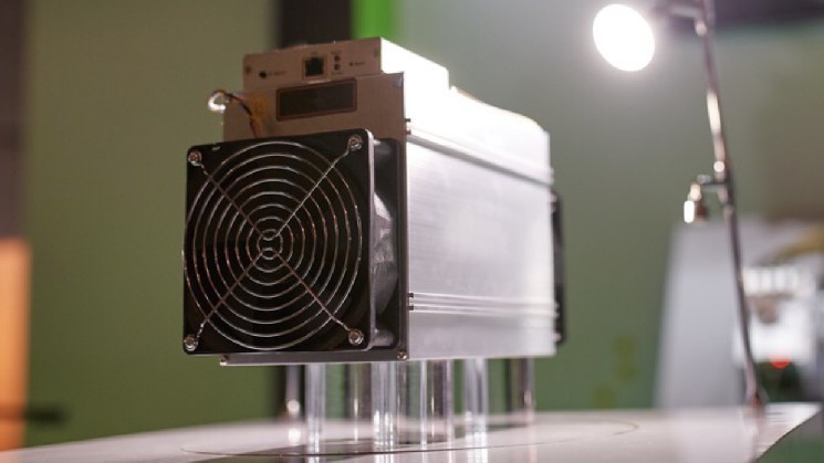 Bitcoin Minor Clean Spark produced 685 BTC in June, hitting 16.15 j/th in efficiency