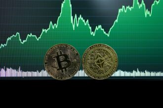 Flip Ning? Ether Leeum ETF is attracting $ 4 billion this month, while Bitcoin Products is having a hard time.