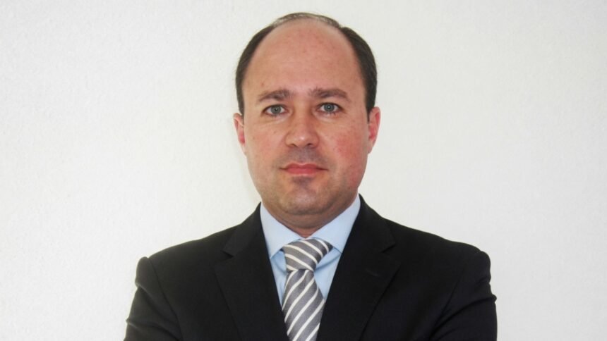 The state never allows wealth to flow freely: Carlos de Fuenmayor